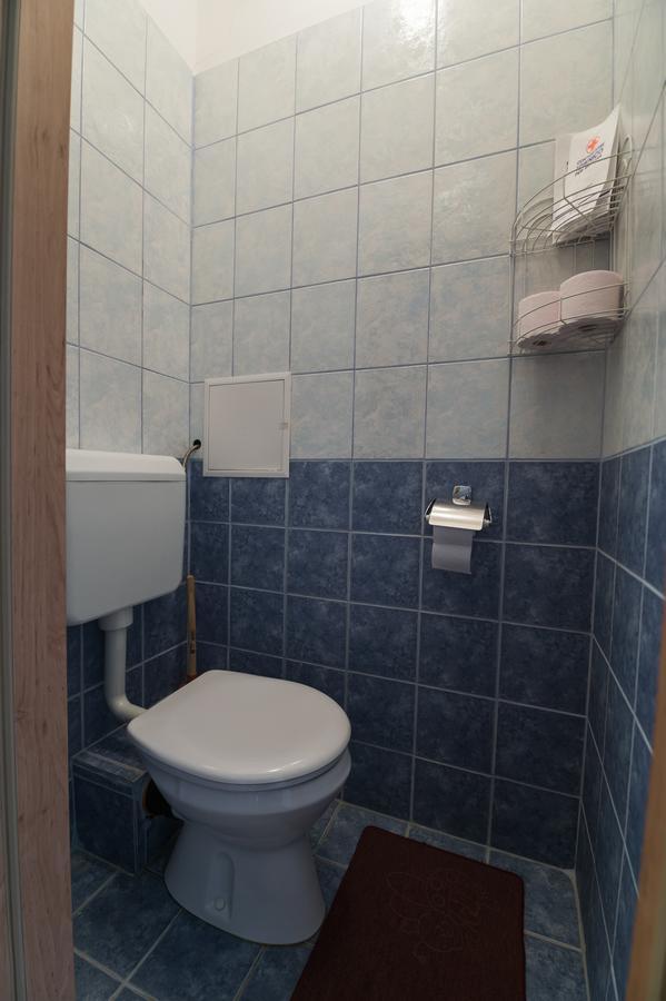 אגר Lujzi Apartman מראה חיצוני תמונה