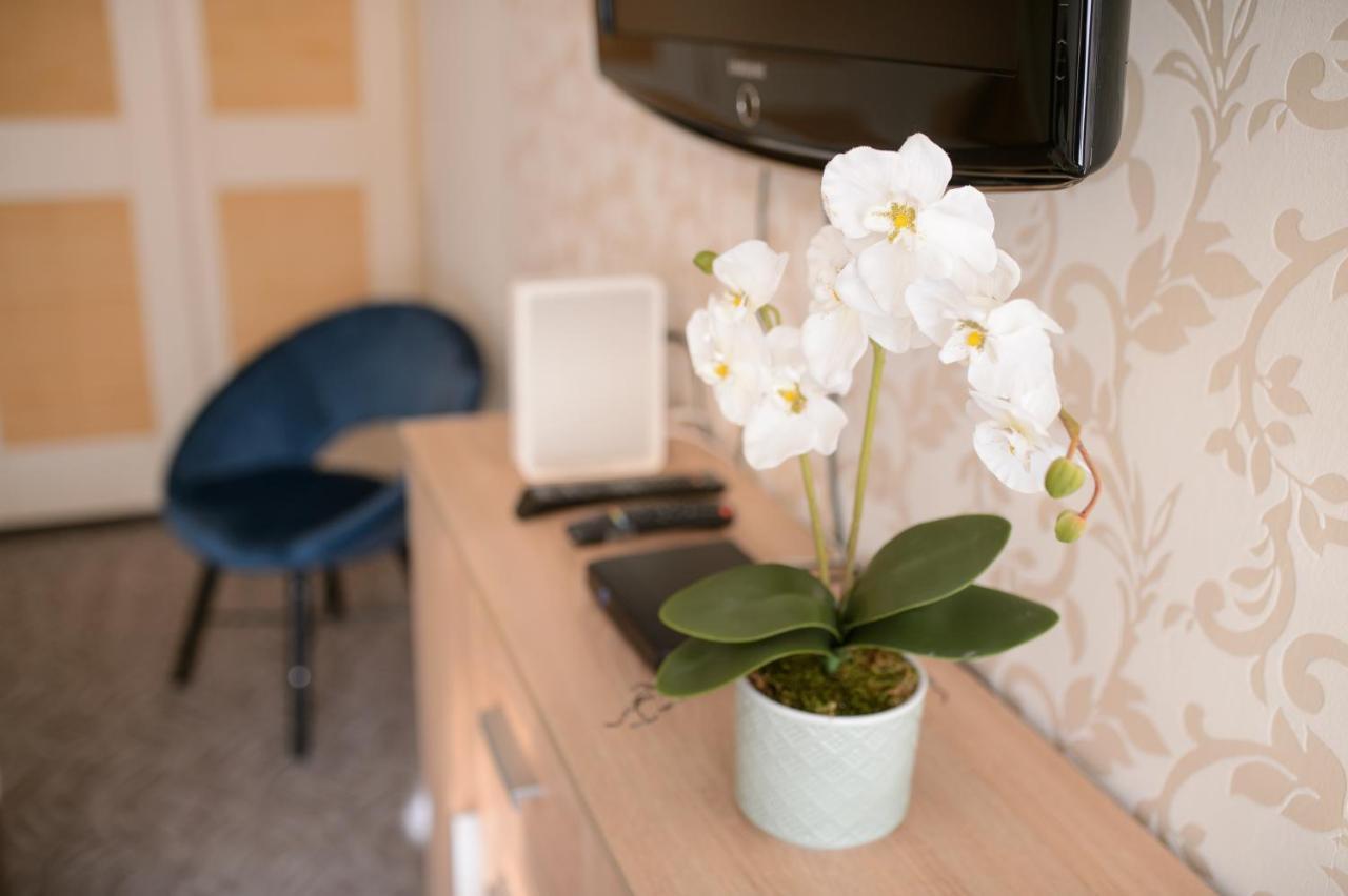 אגר Lujzi Apartman מראה חיצוני תמונה